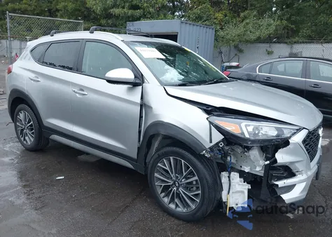 2021 Hyundai Tucson Sel z USA, uszkodzony, nr VIN KM8J3CAL7MU372161